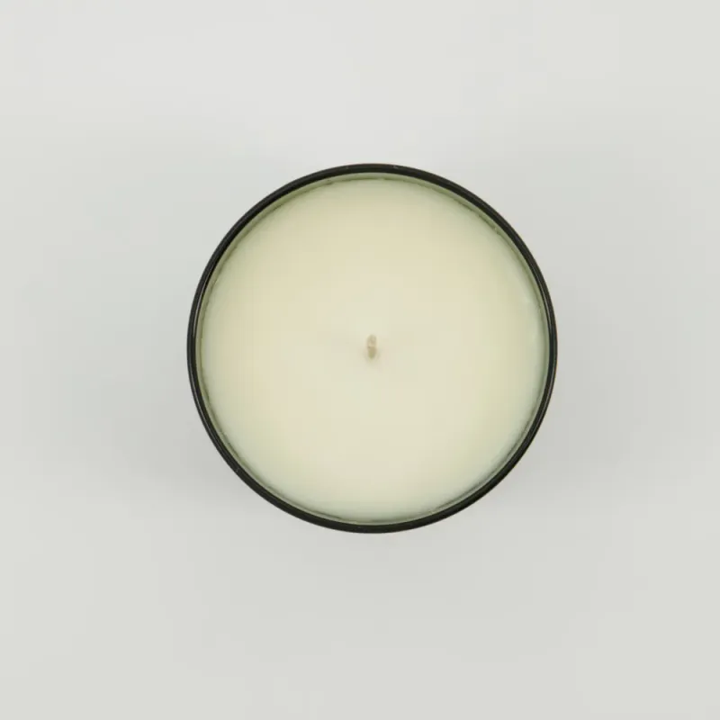 Meraki Scented candle Oud leaf - Green 200g