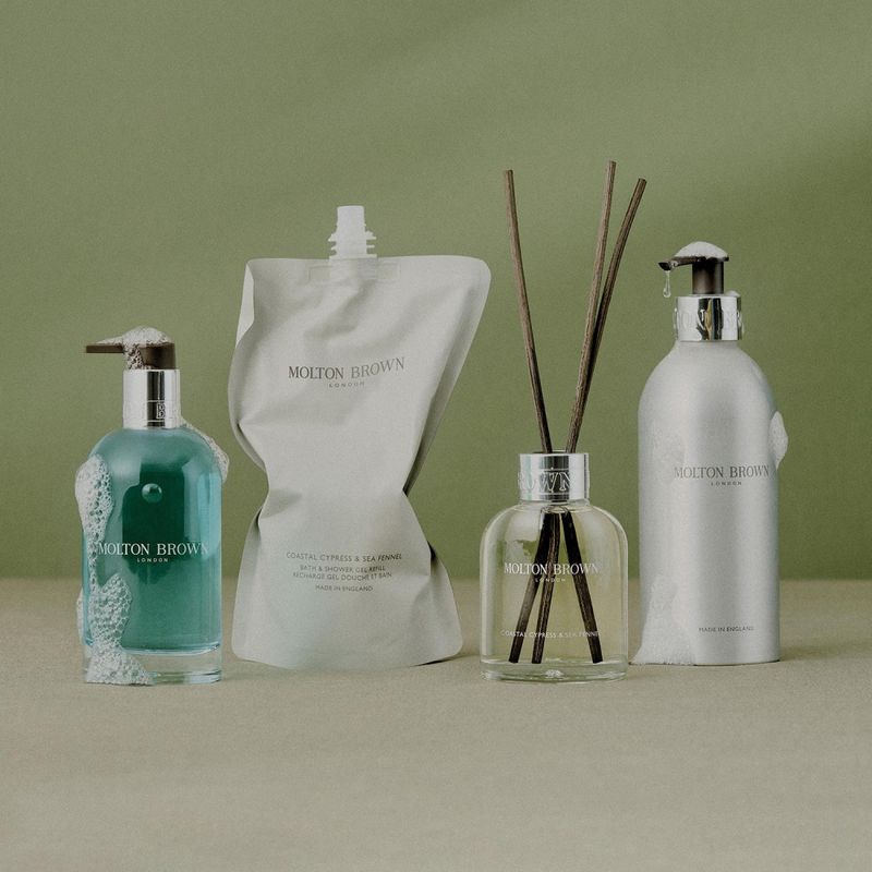 Molton Brown Coastal Cypress & Sea Fennel Bath and shower gel Refill 400ml