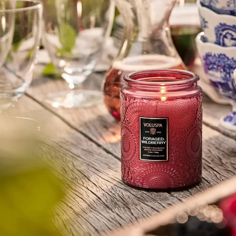 Voluspa Foraged Wildberry Small Jar Candle 50timer