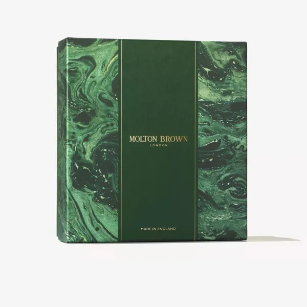 Molton Brown Re-charge Black Pepper Body Care Gift Set